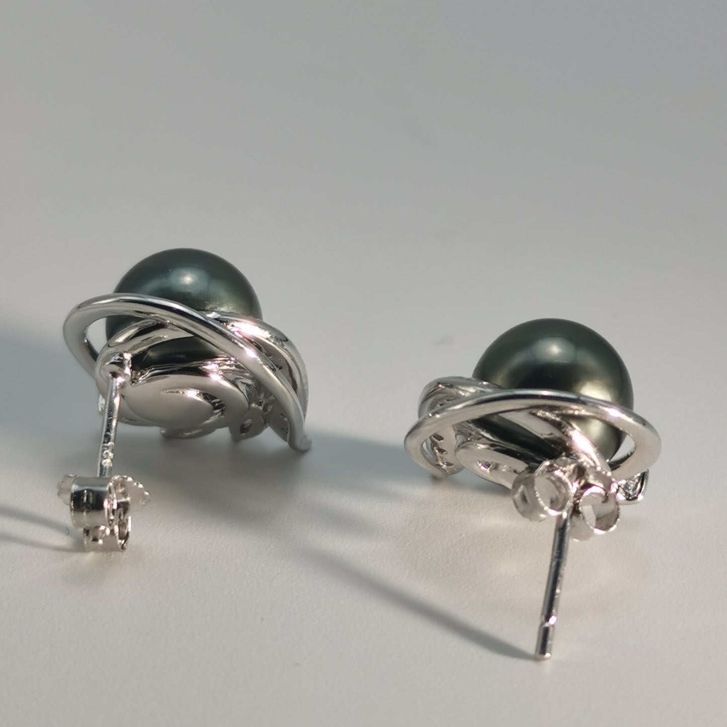 Tahitian Saltwater Real Black Pearl Ear Stud Flower Shape S925 Silver 18K Gold Moissanite Earrings