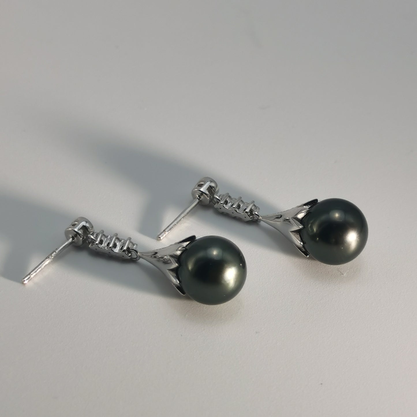 Tahitian Saltwater Real Black Pearl Ear Stud Nail Flower Shape S925 Silver 18K Gold Moissanite Earrings