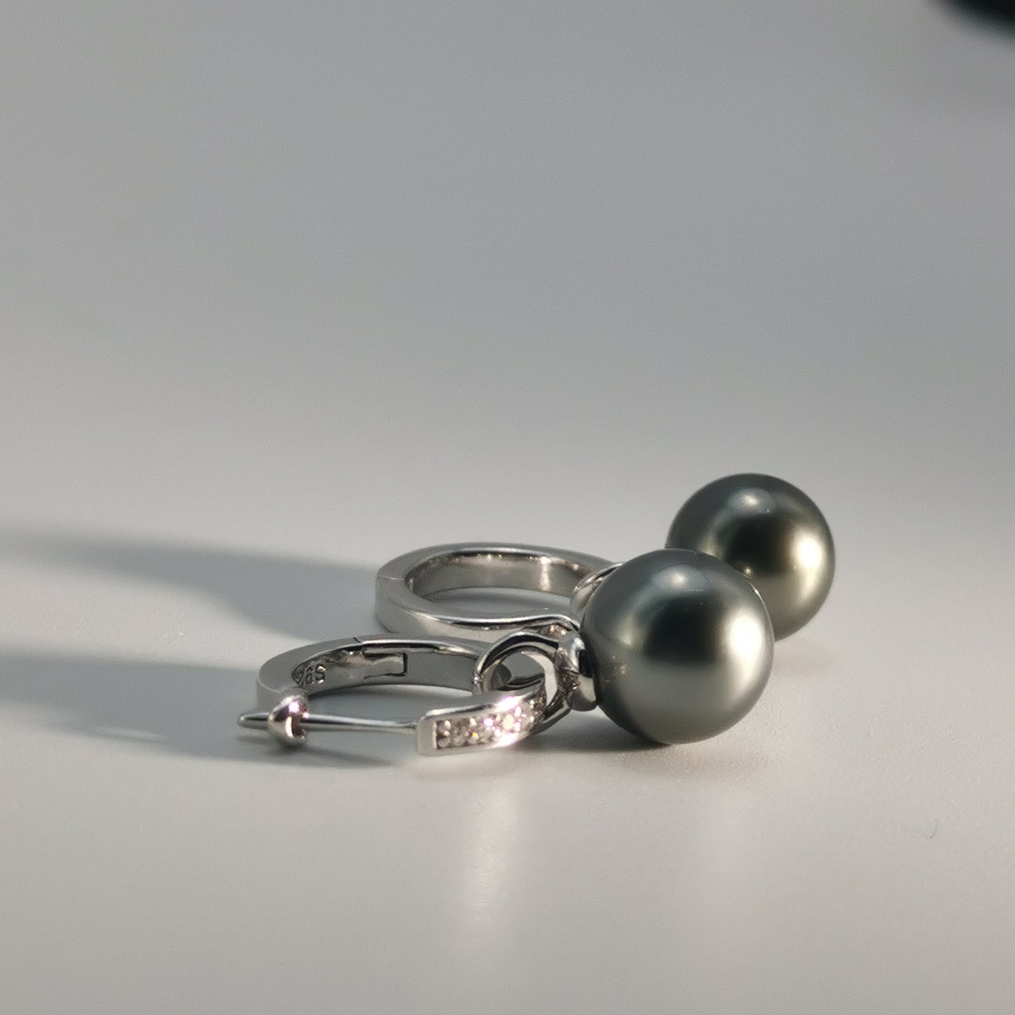 Tahitian Saltwater Real Black Pearl Ear Stud Two-way Usage S925 Silver Moissanite Earrings