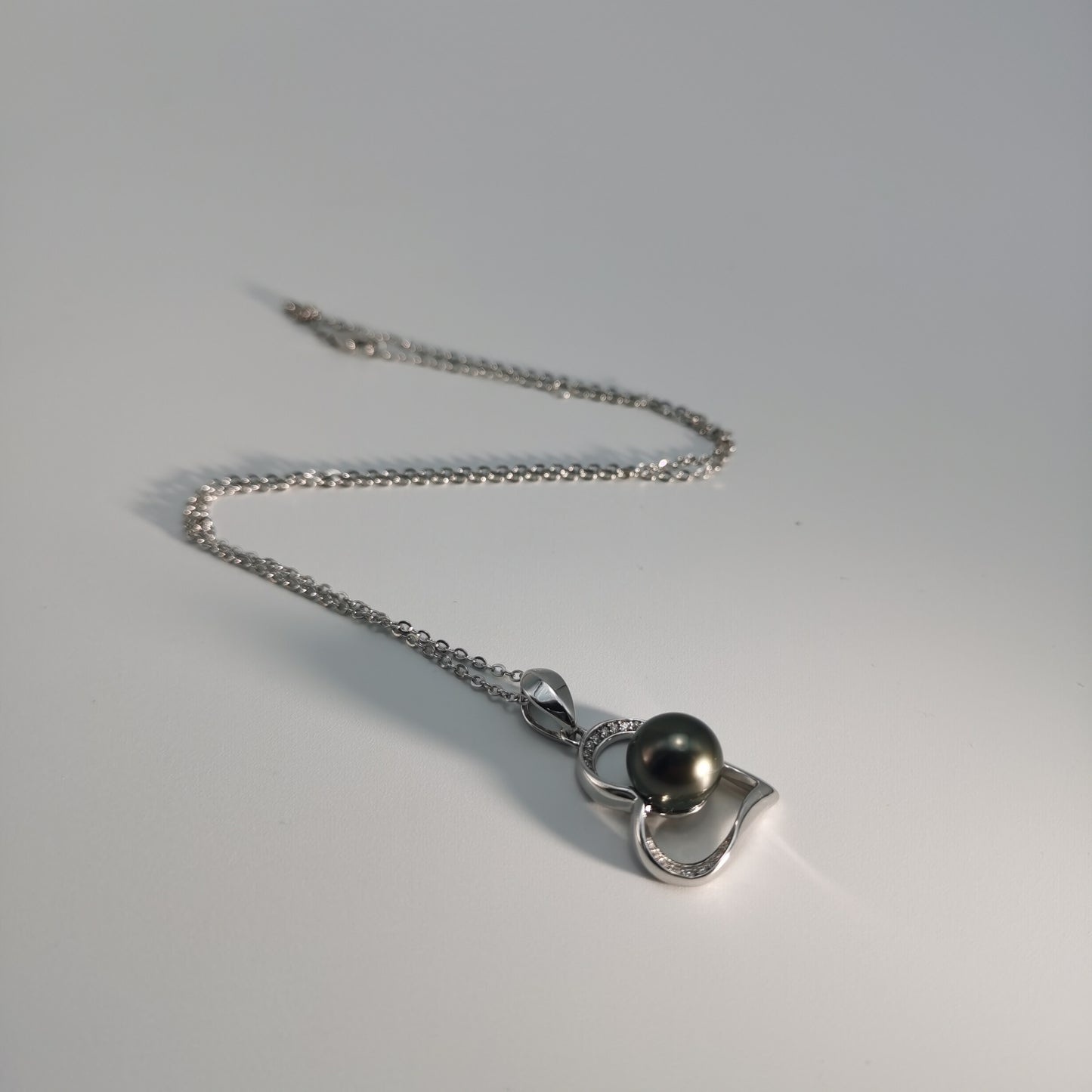 Tahitian Real Black Saltwater Pearl Heart Shape Pendant S925 Silver Moissanite Necklace
