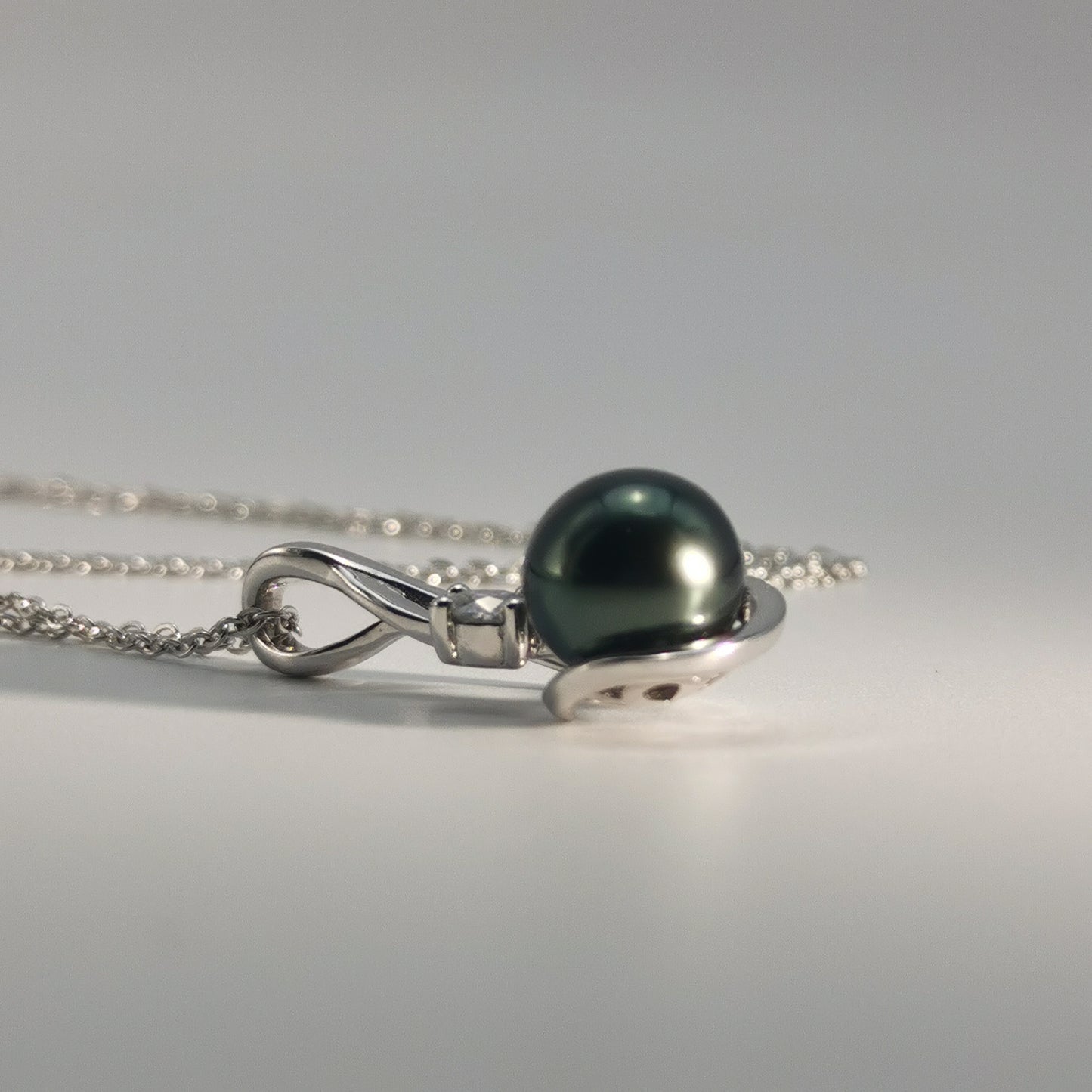 Real Black Saltwater Tahitian Pearl Pendant S925 Silver Moissanite Necklace
