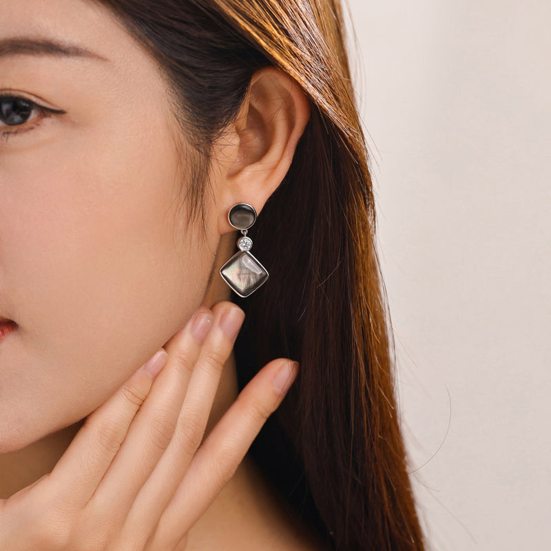 Tahitian Black-lipped Pearl Oyster Shell AB Style S925 Silver 18K Gold Moissanite Earrings