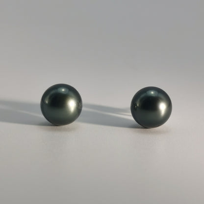 Simple Design Natural Real Tahitian Black Saltwater Pearl Earring 18K Platinum
