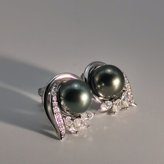 Tahitian Saltwater Real Black Pearl Ear Stud Flower Shape S925 Silver 18K Gold Moissanite Earrings