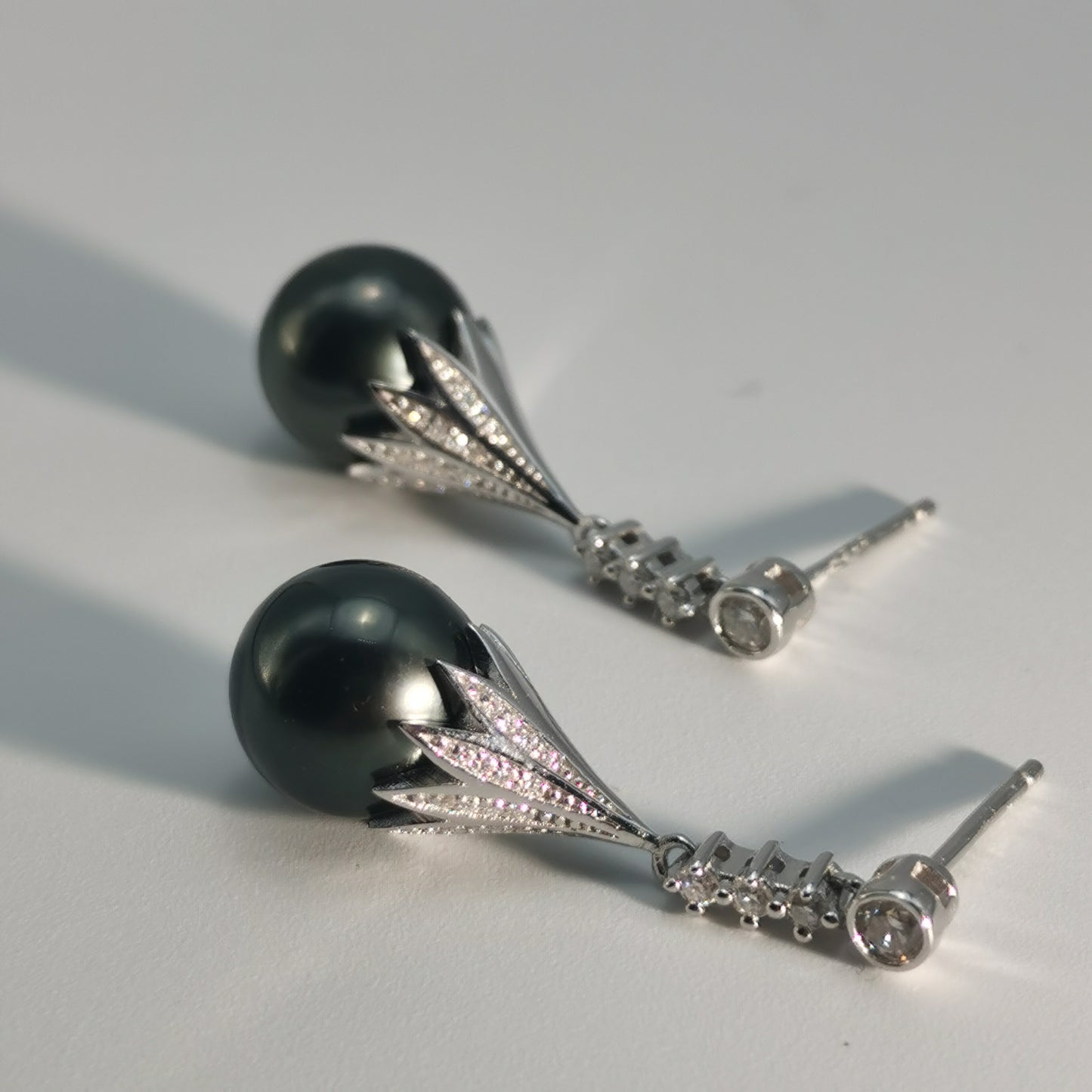 Tahitian Saltwater Real Black Pearl Ear Stud Nail Flower Shape S925 Silver 18K Gold Moissanite Earrings