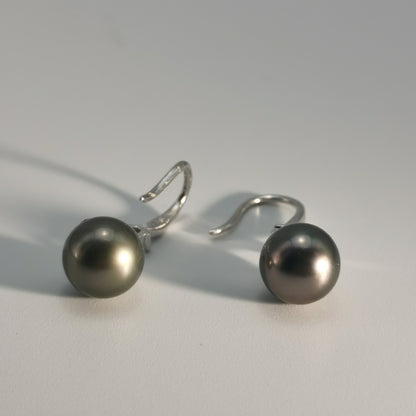 Tahitian Saltwater Real Black Pearl Ear Stud Hook Shape S925 Silver Moissanite Earrings