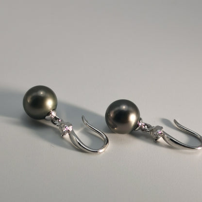 Tahitian Saltwater Real Black Pearl Ear Stud Hook Shape S925 Silver Moissanite Earrings