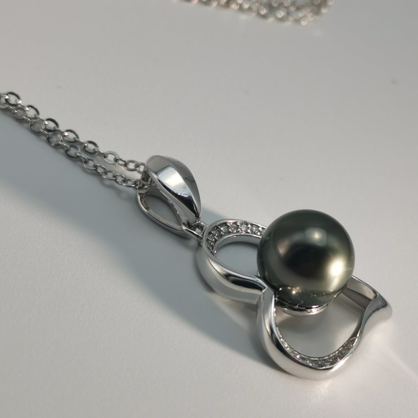 Tahitian Real Black Saltwater Pearl Heart Shape Pendant S925 Silver Moissanite Necklace