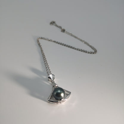 Tahitian Real Black Saltwater Pearl Princess Shape Pendant S925 Silver Moissanite Necklace