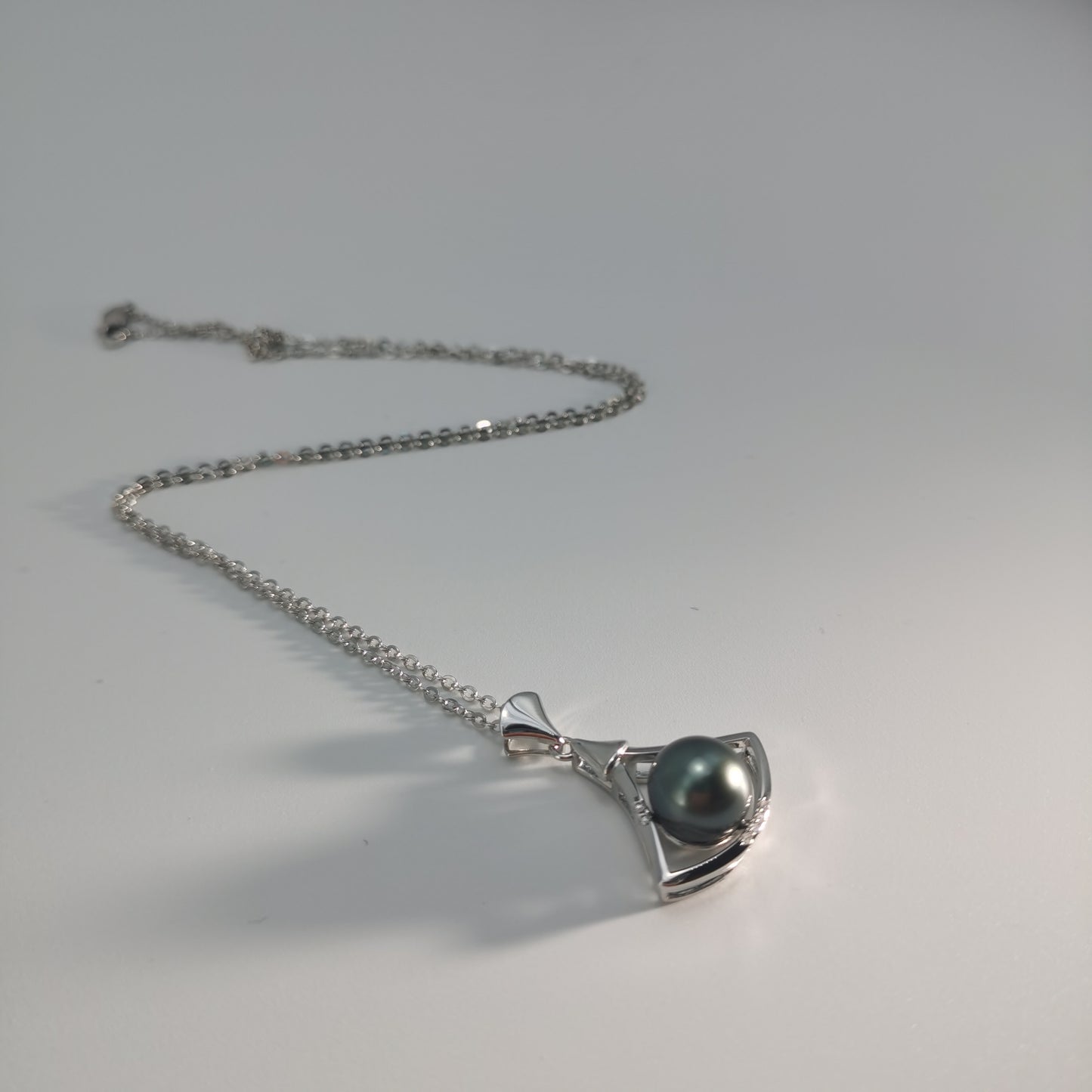 Tahitian Real Black Saltwater Pearl Princess Shape Pendant S925 Silver Moissanite Necklace