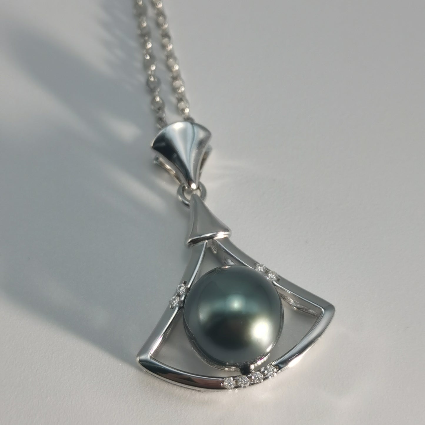 Tahitian Real Black Saltwater Pearl Princess Shape Pendant S925 Silver Moissanite Necklace