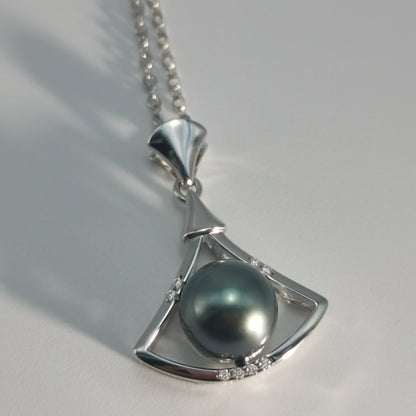 Tahitian Real Black Saltwater Pearl Princess Shape Pendant S925 Silver Moissanite Necklace