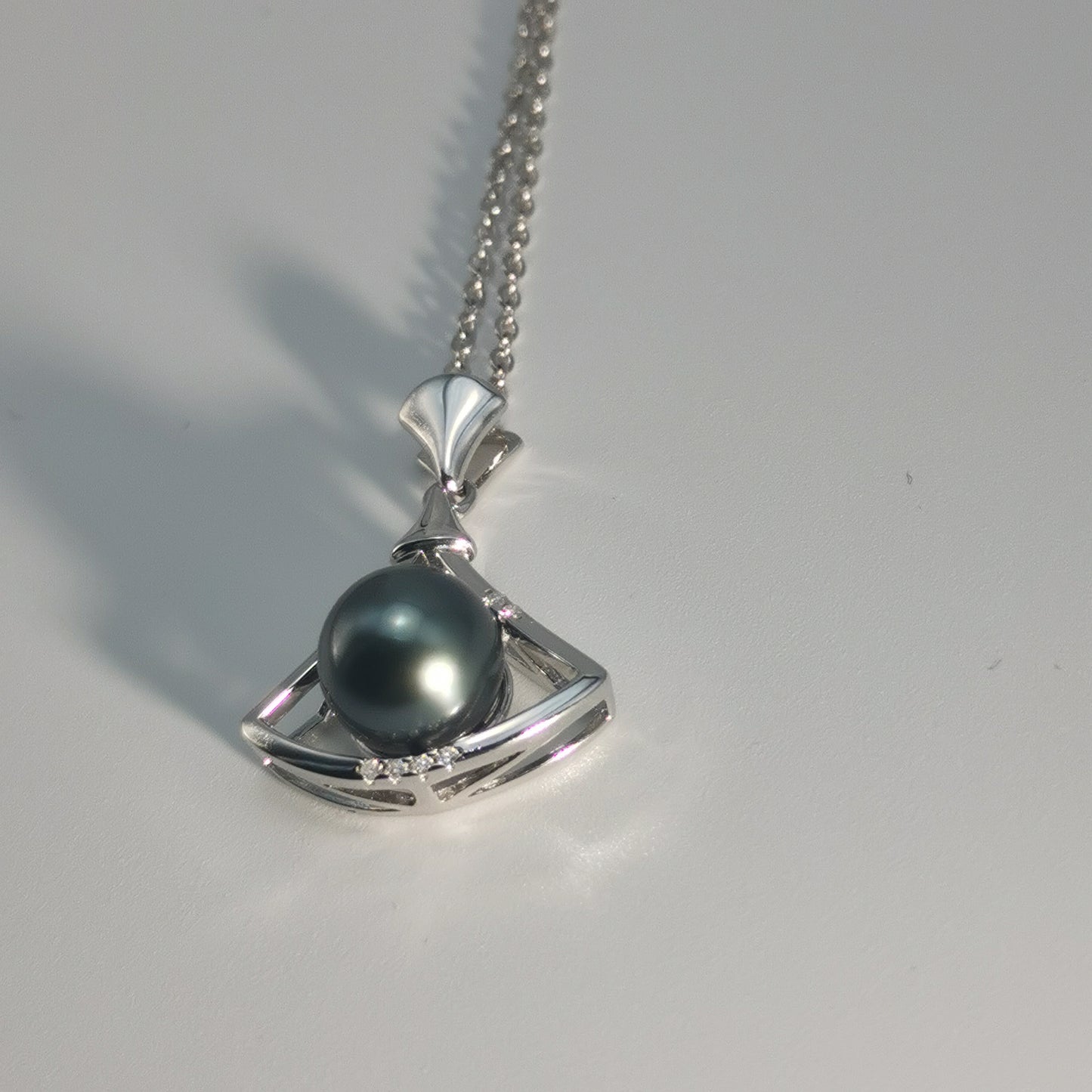 Tahitian Real Black Saltwater Pearl Princess Shape Pendant S925 Silver Moissanite Necklace