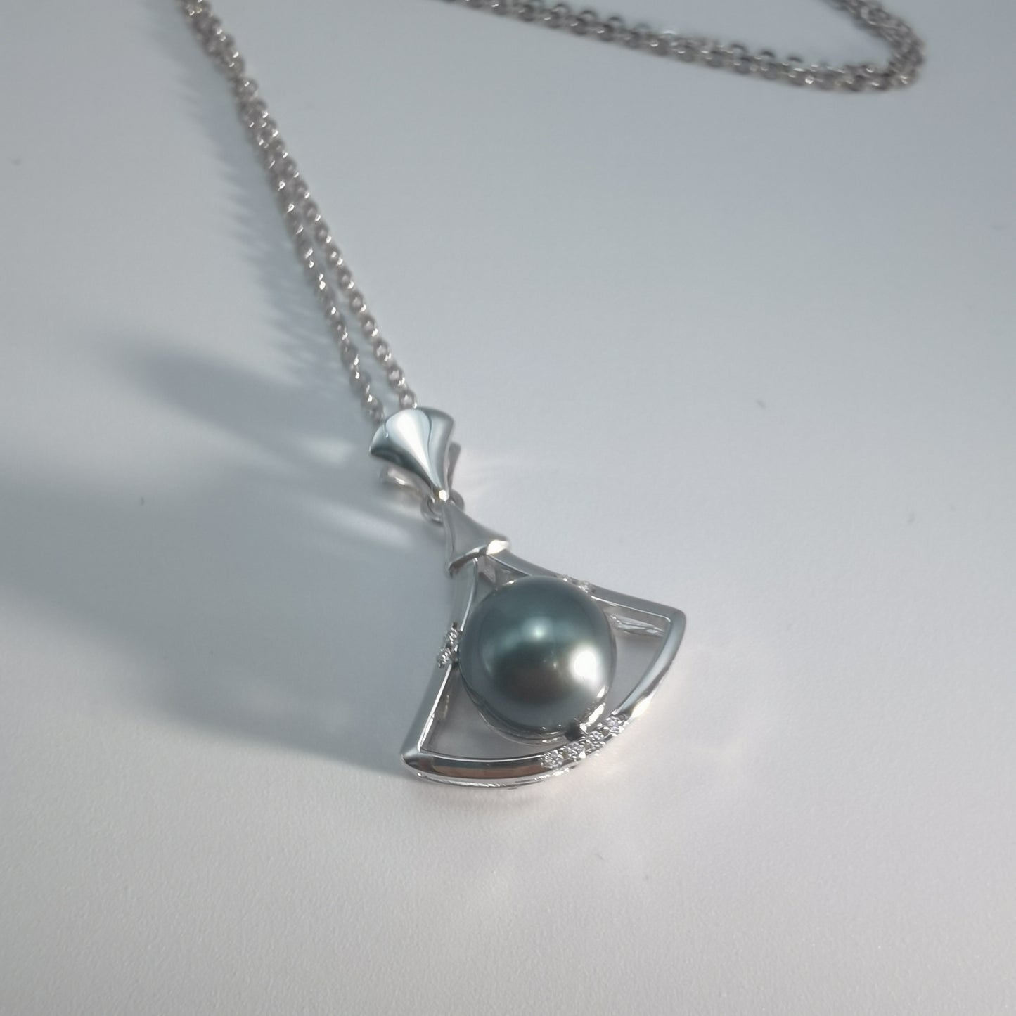 Tahitian Real Black Saltwater Pearl Princess Shape Pendant S925 Silver Moissanite Necklace