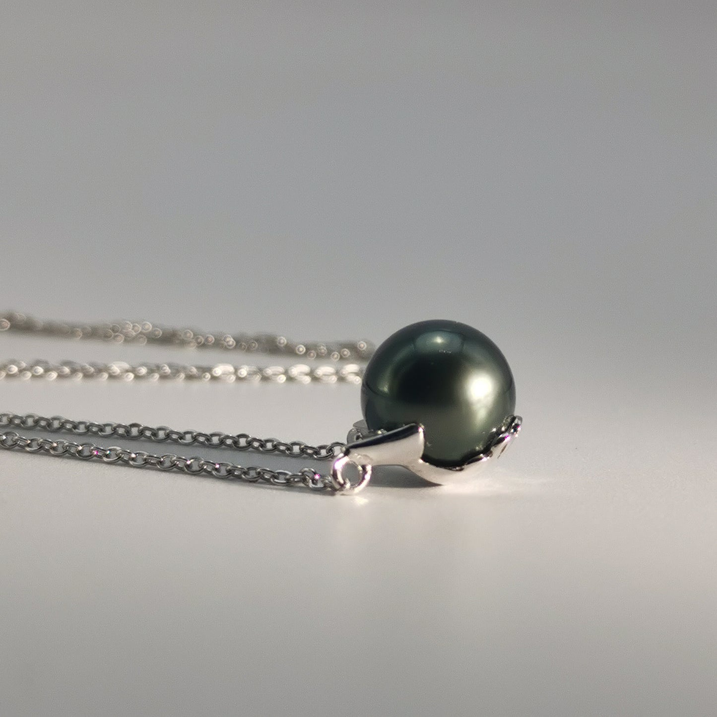 Tahitian Saltwater Real Black Pearl Cat Shape Pendant S925 Silver Moissanite Necklace