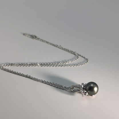 Saltwater Black Pearl Tahitian Cultured Bowknot Pendant S925 Silver Moissanite Necklace